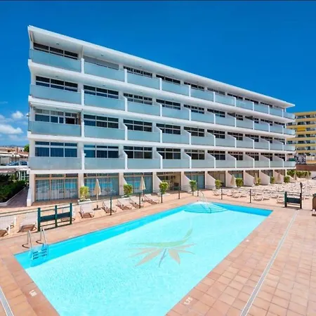 Anau- - Yumbo Playa del Ingles (Gran Canaria)